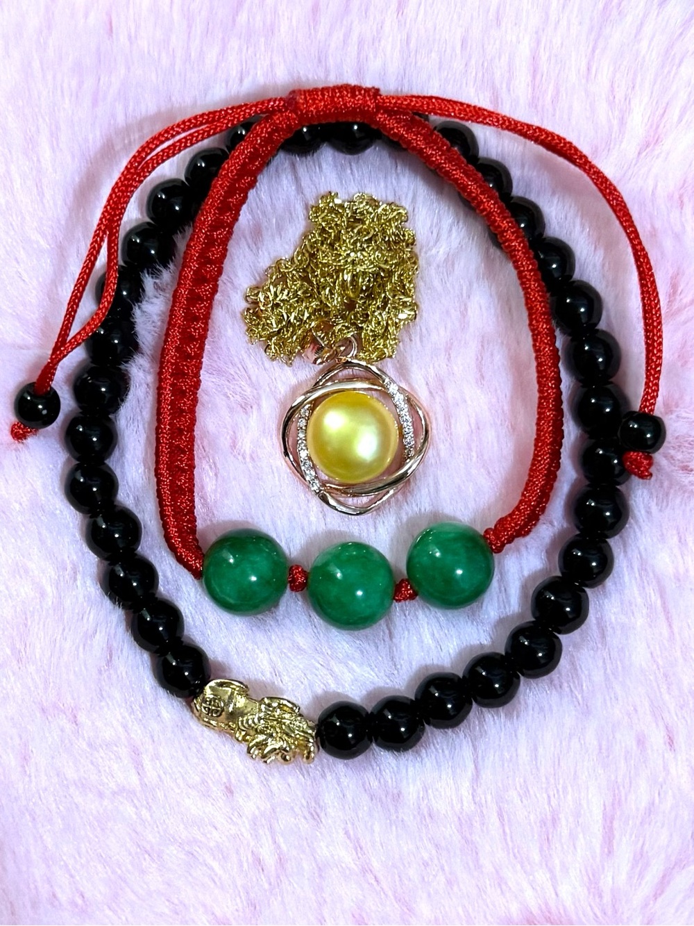 Natural South Sea Cultured Pearl Necklace & 24K Gold Plated Dragon Onxy Bracelet